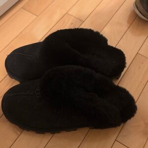 UGG Women's Cozy Black Slippers